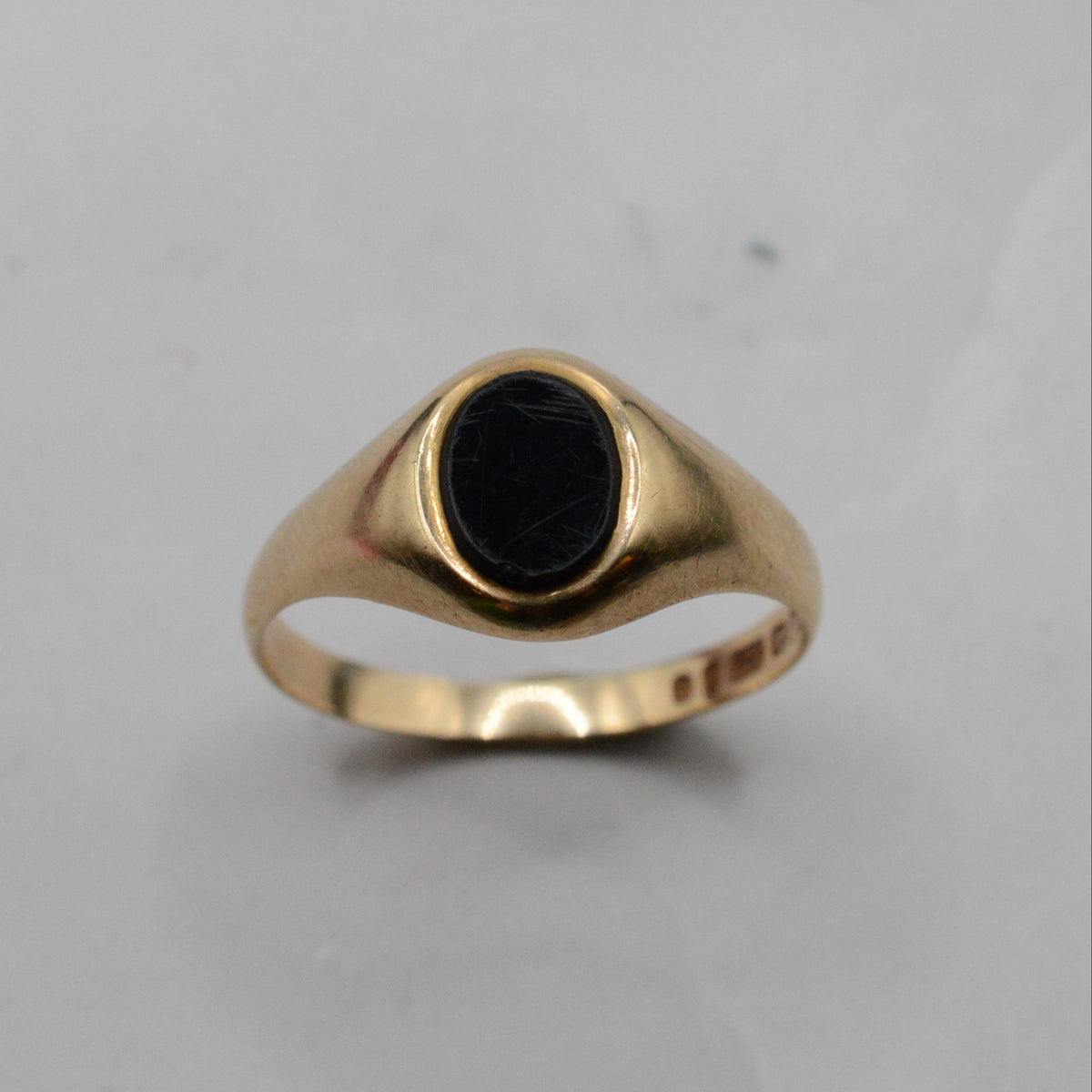 1980s 9ct Gold Onyx Signet Ring