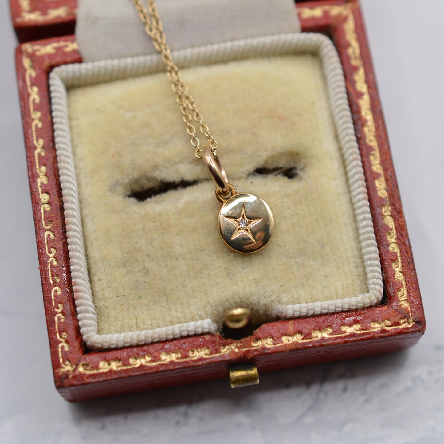 1997 Liberty London 9ct Gold Diamond Star-Set Pendant Necklace (18”)