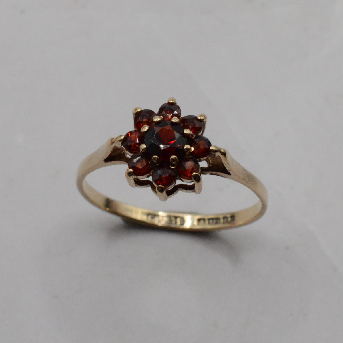 1970s Vintage 9ct Gold Garnet Cluster Ring