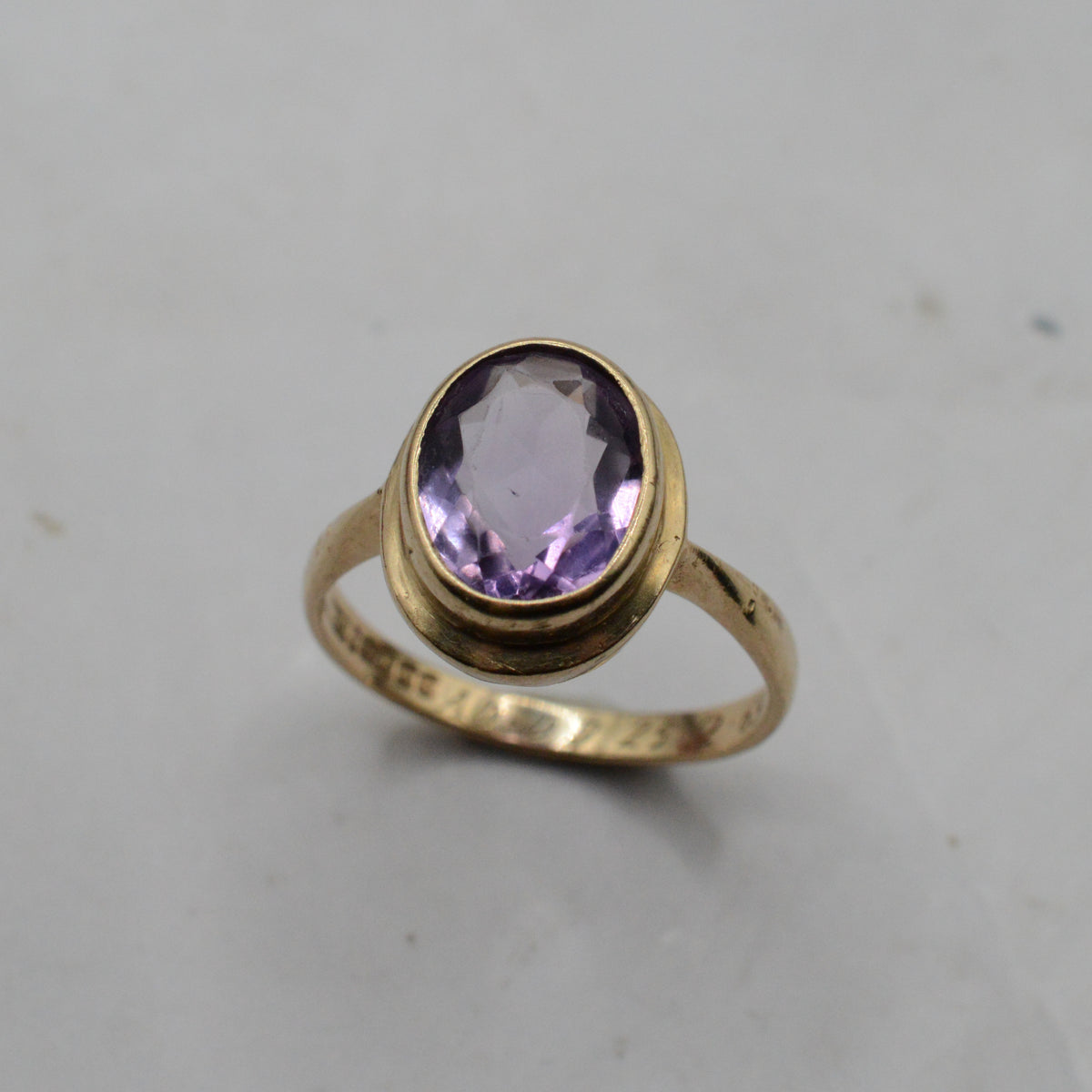1960s Vintage 9ct Gold Amethyst Bezel-Set Ring