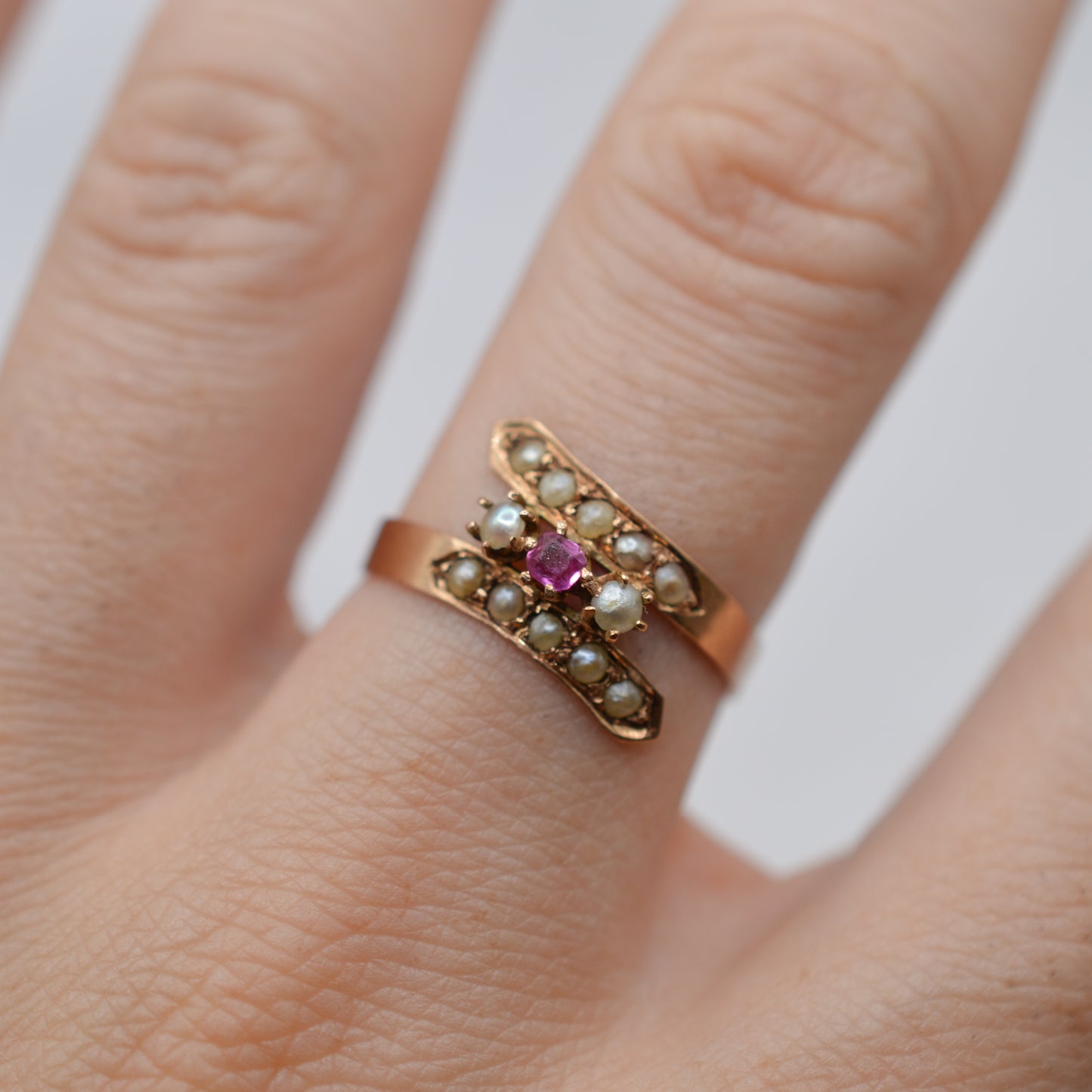 Antique Victorian 15ct Gold Ruby & Pearl Crossover Ring