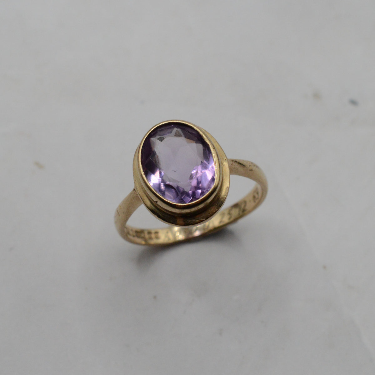 1960s Vintage 9ct Gold Amethyst Bezel-Set Ring