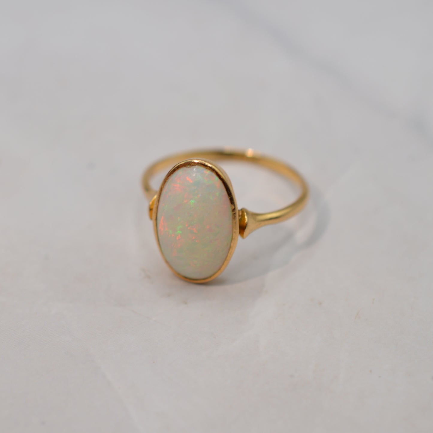 Antique 18ct Gold Opal Solitaire Ring