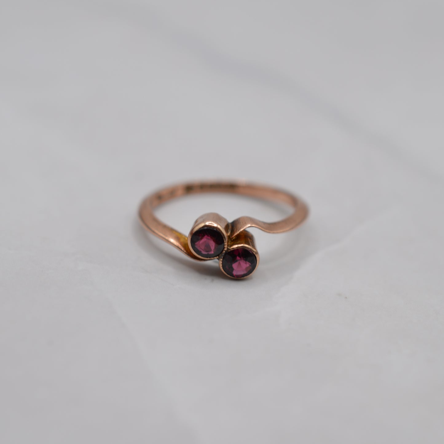 1916 Antique 9ct Gold Garnet Toi-et-Moi Ring