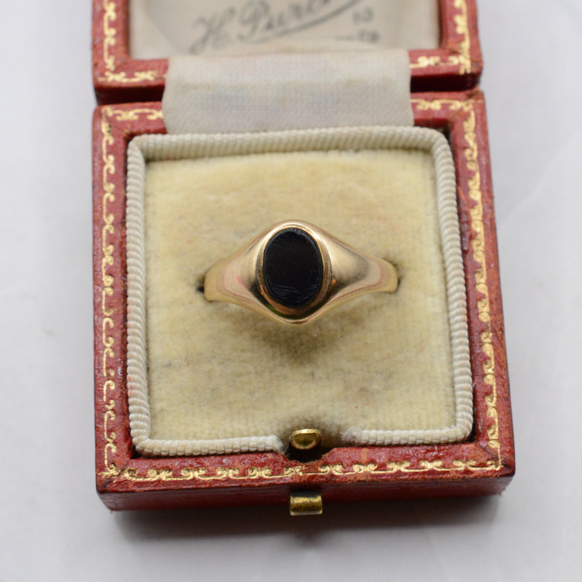 1980s 9ct Gold Onyx Signet Ring