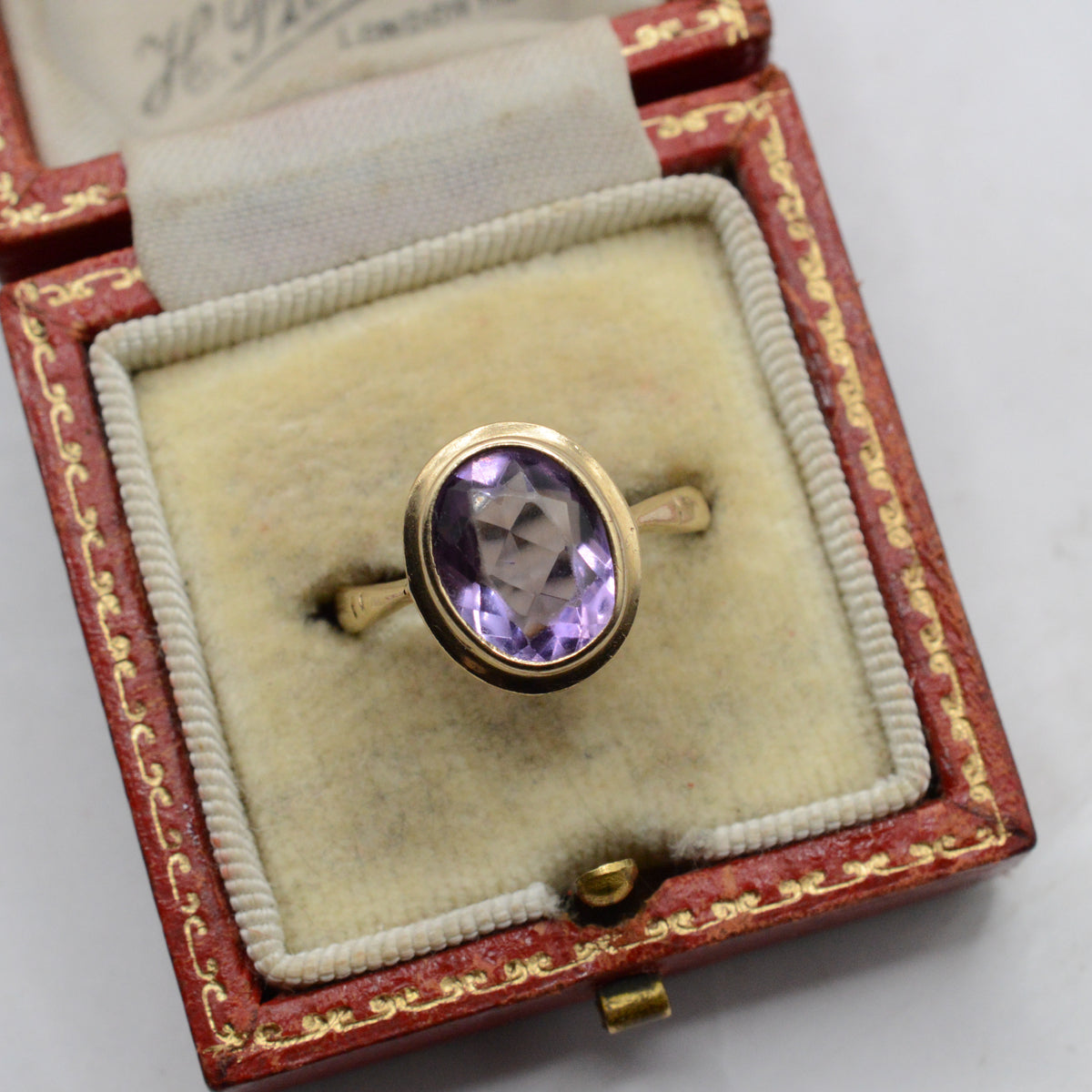 1960s Vintage 9ct Gold Amethyst Bezel-Set Ring
