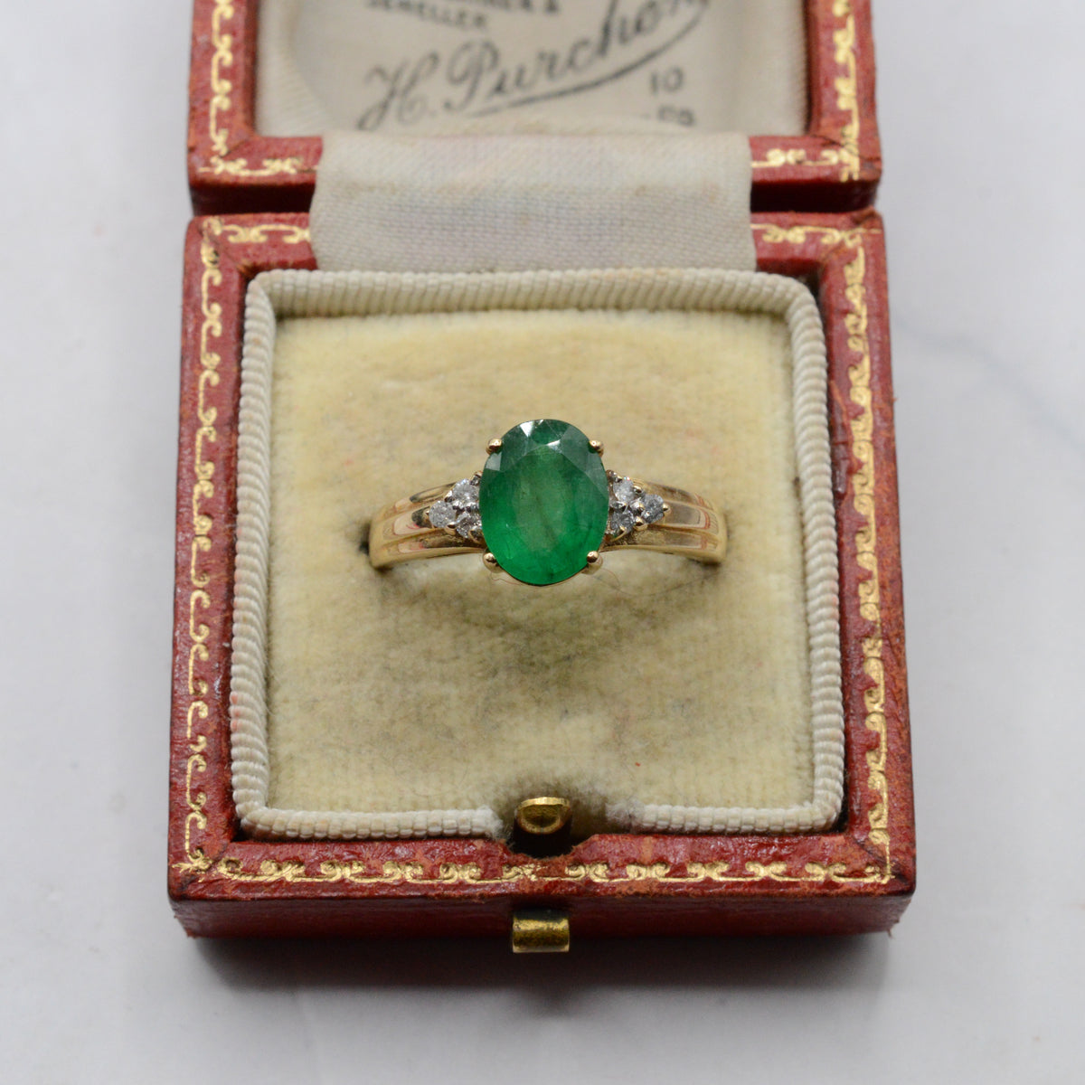 9ct Gold Emerald & Diamond Ring
