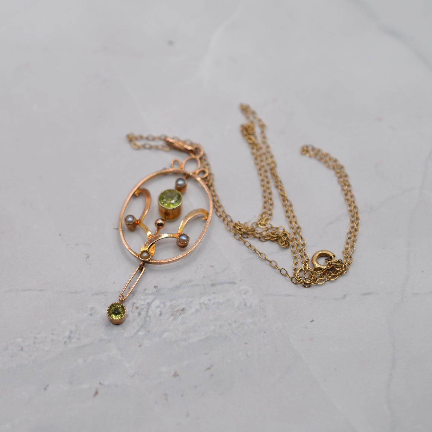 Antique Edwardian 9ct Gold Peridot & Pearl Lavalier Pendant Necklace