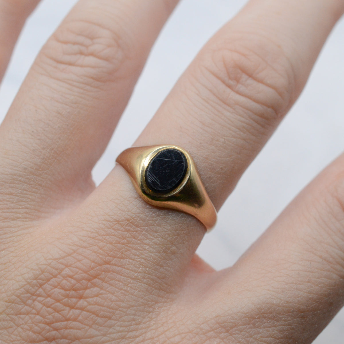 1980s 9ct Gold Onyx Signet Ring