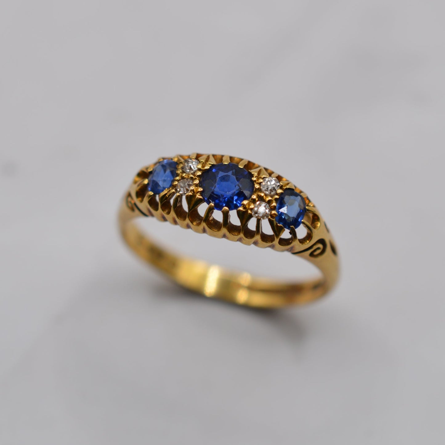 Antique 1911 18ct Gold Sapphire & Diamond Seven-Stone Ring