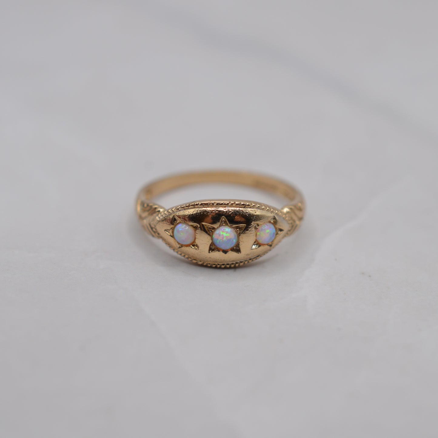 9ct Gold Opal Trilogy Gypsy Ring