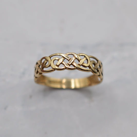 9ct Gold Celtic Braid Ring