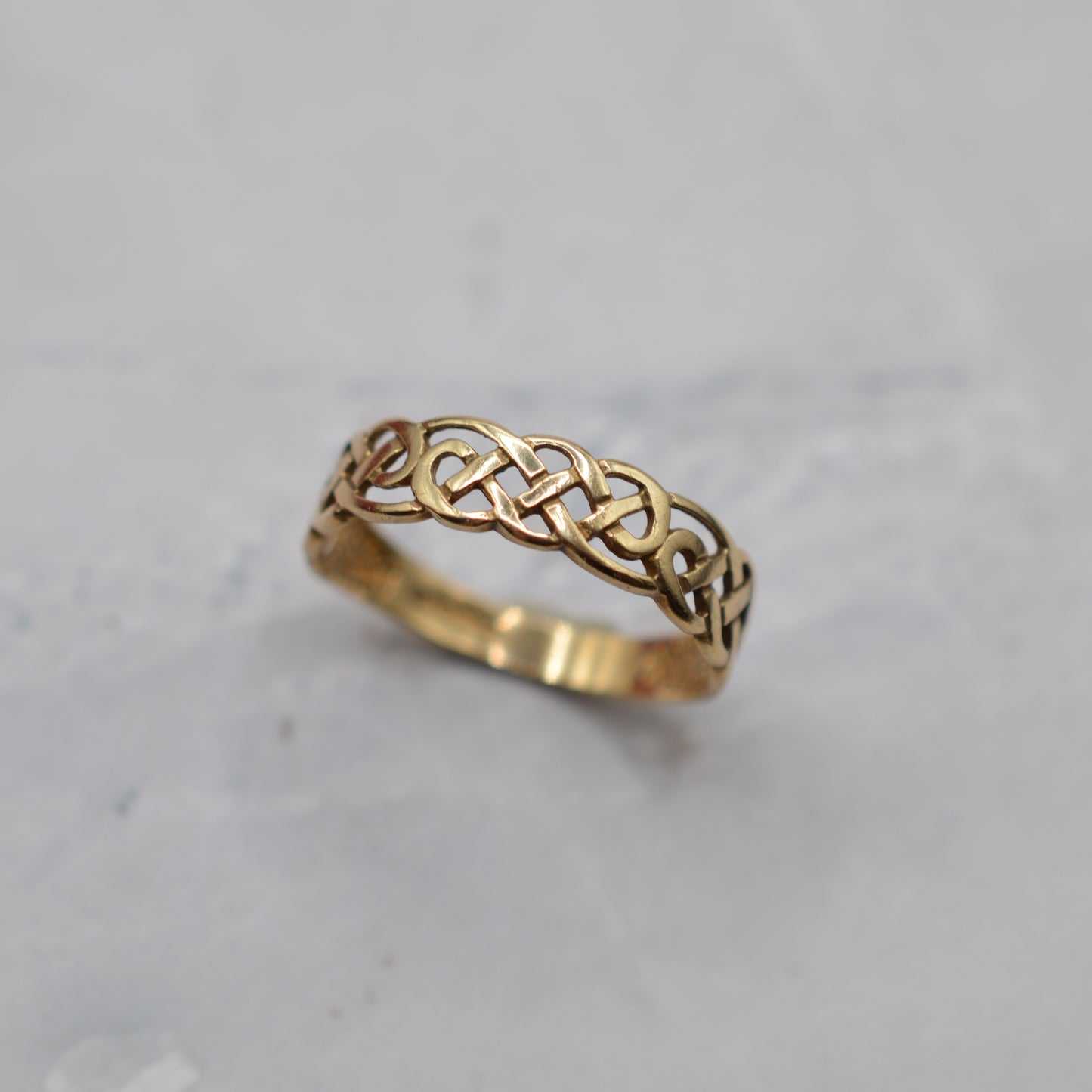 9ct Gold Celtic Braid Ring