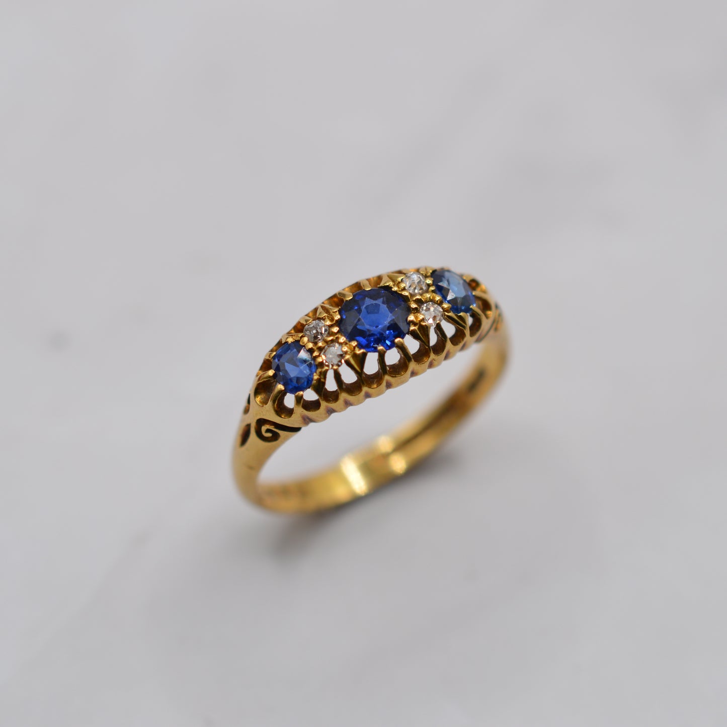 Antique 1911 18ct Gold Sapphire & Diamond Seven-Stone Ring