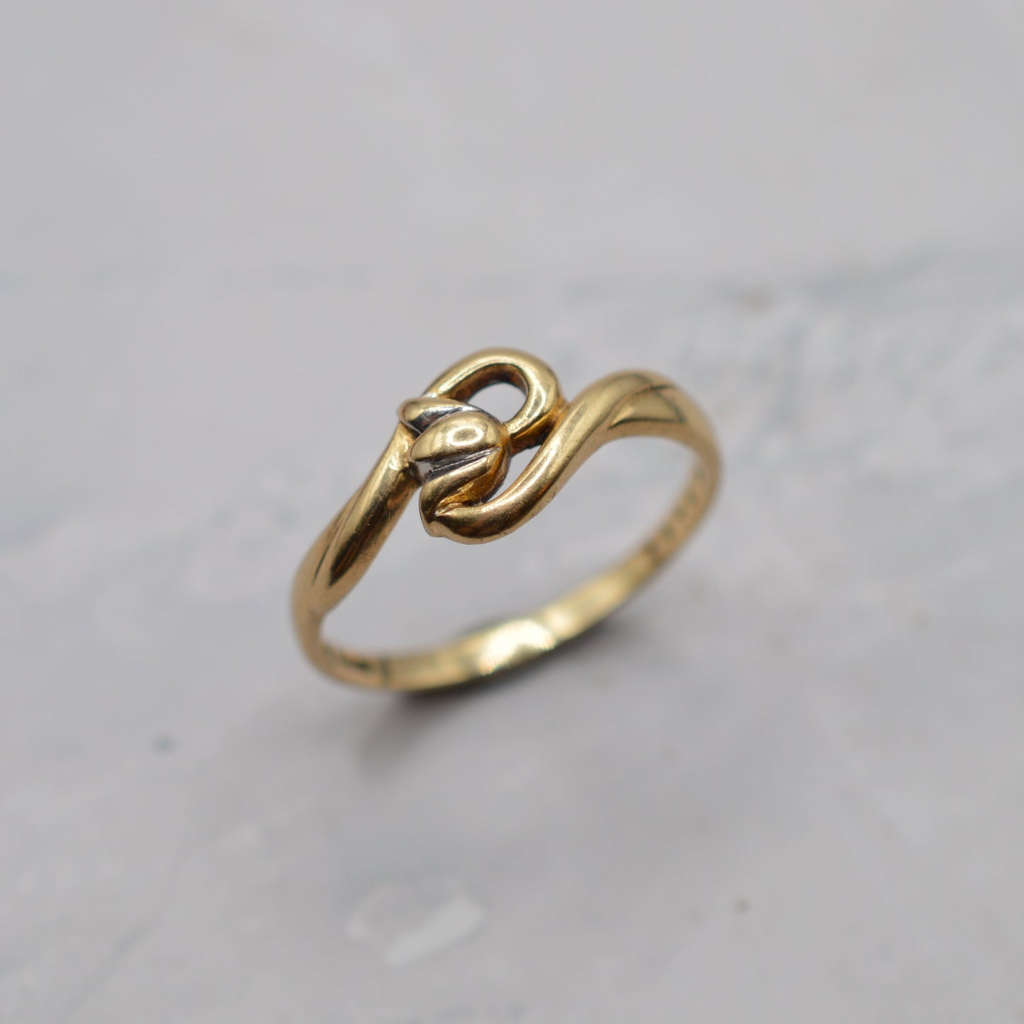9ct Gold Tulip Floral Bypass Ring