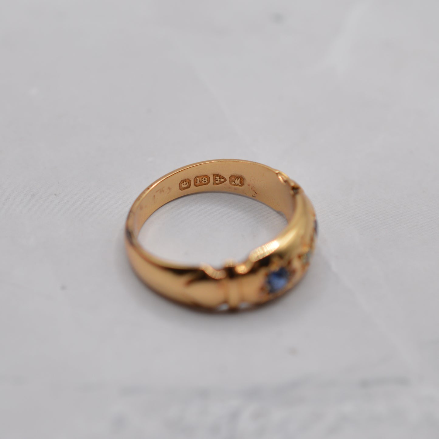 1912 Antique Chunky 18ct Gold Sapphire & Diamond Gypsy Starburst Ring