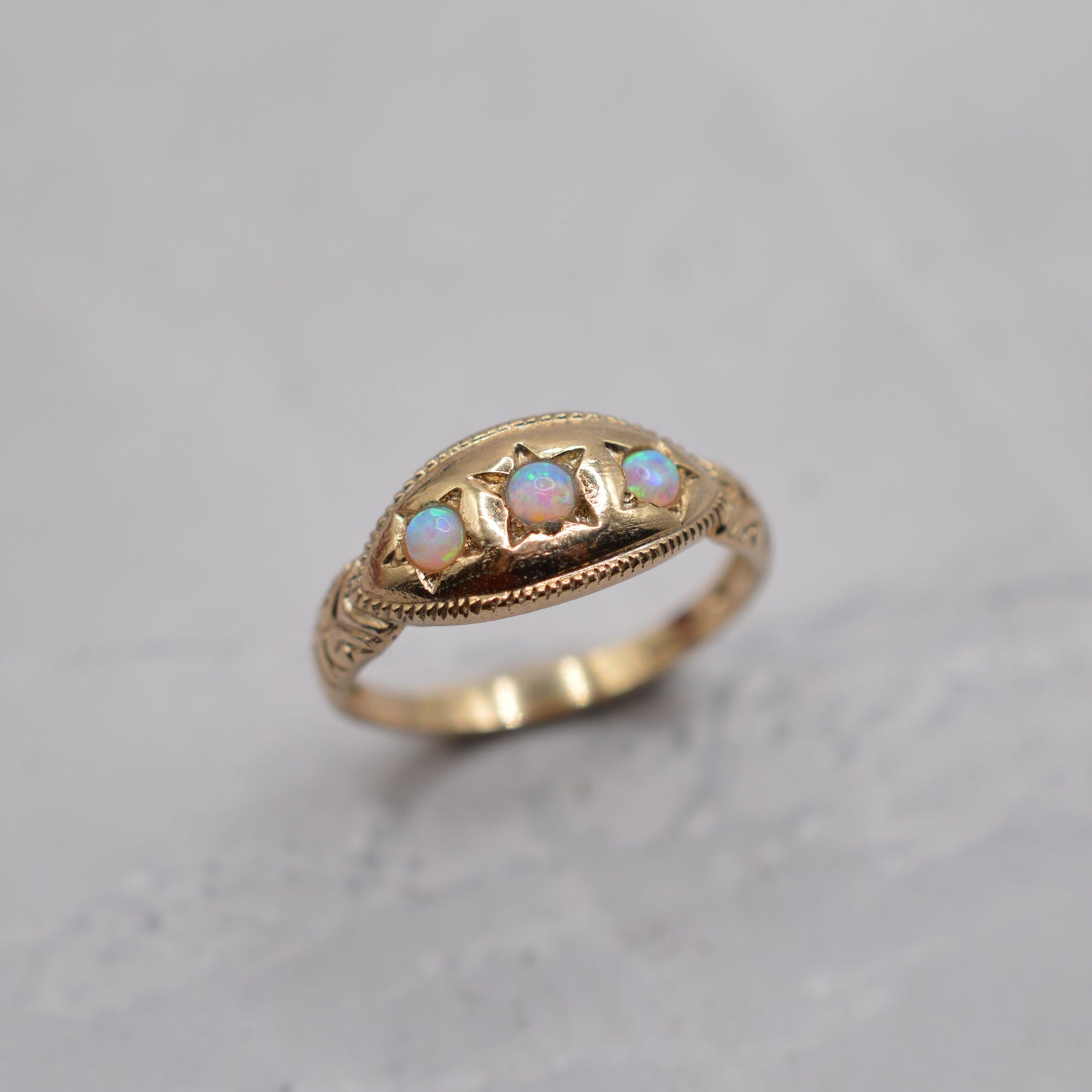 9ct Gold Opal Trilogy Gypsy Ring