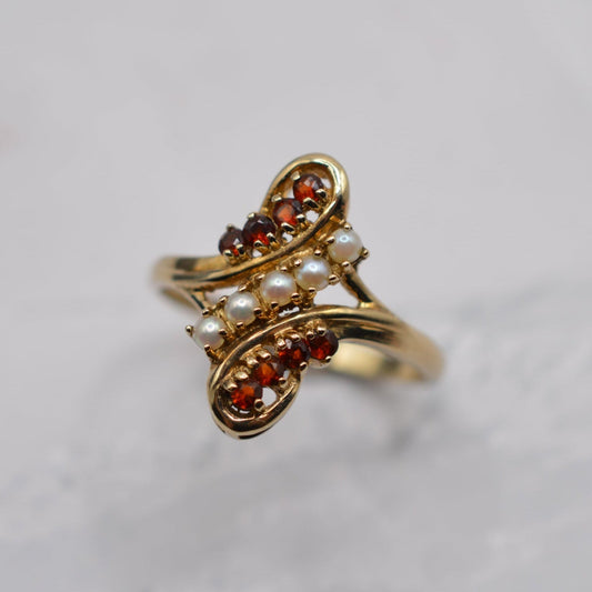 1980s 9ct Gold Garnet & Pearl Dress Ring