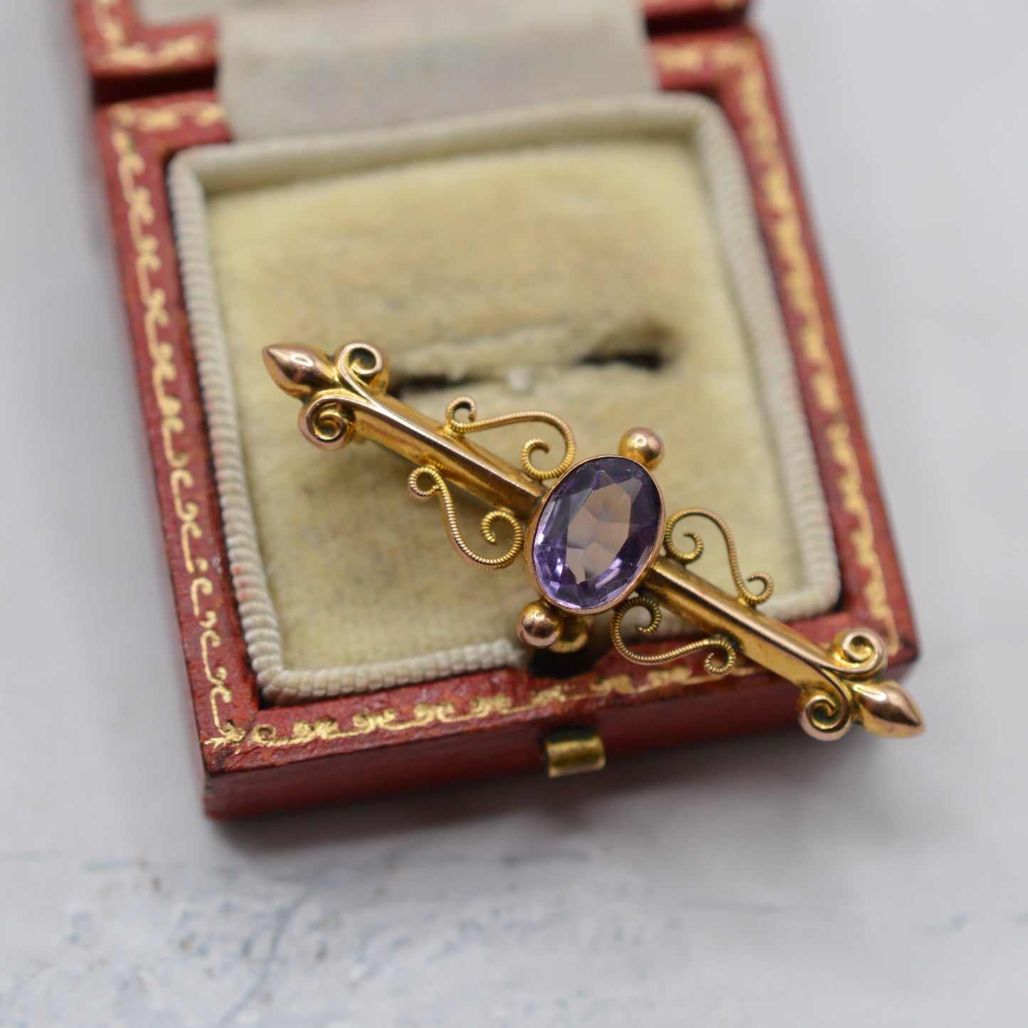 Edwardian 1909 Antique 9ct Gold Amethyst Brooch