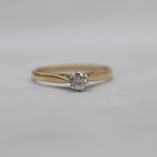 1980s Vintage 9ct Gold Diamond Solitaire Ring