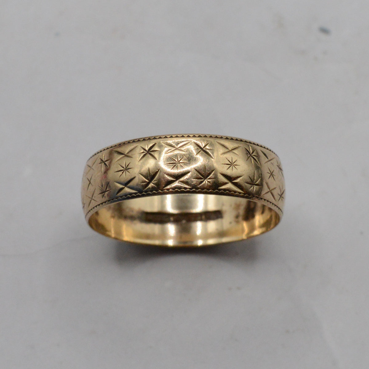 1980s 9ct Gold Star-Engraved Band Ring