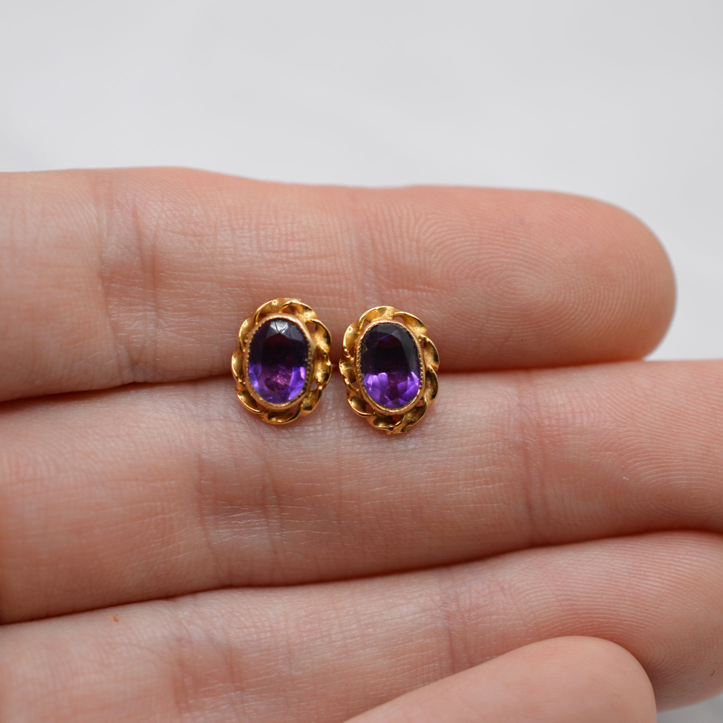 1970s Vintage 9ct Gold Amethyst Stud Earrings