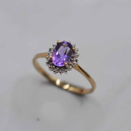 Vintage 9ct Gold Amethyst & Diamond Cluster Ring