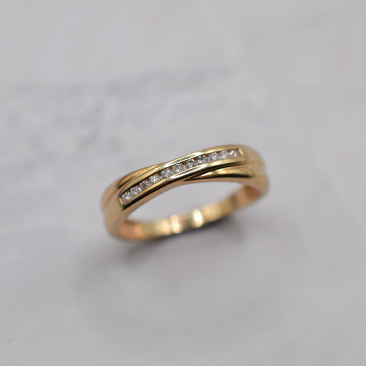 9ct Gold Diamond Crossover Ring