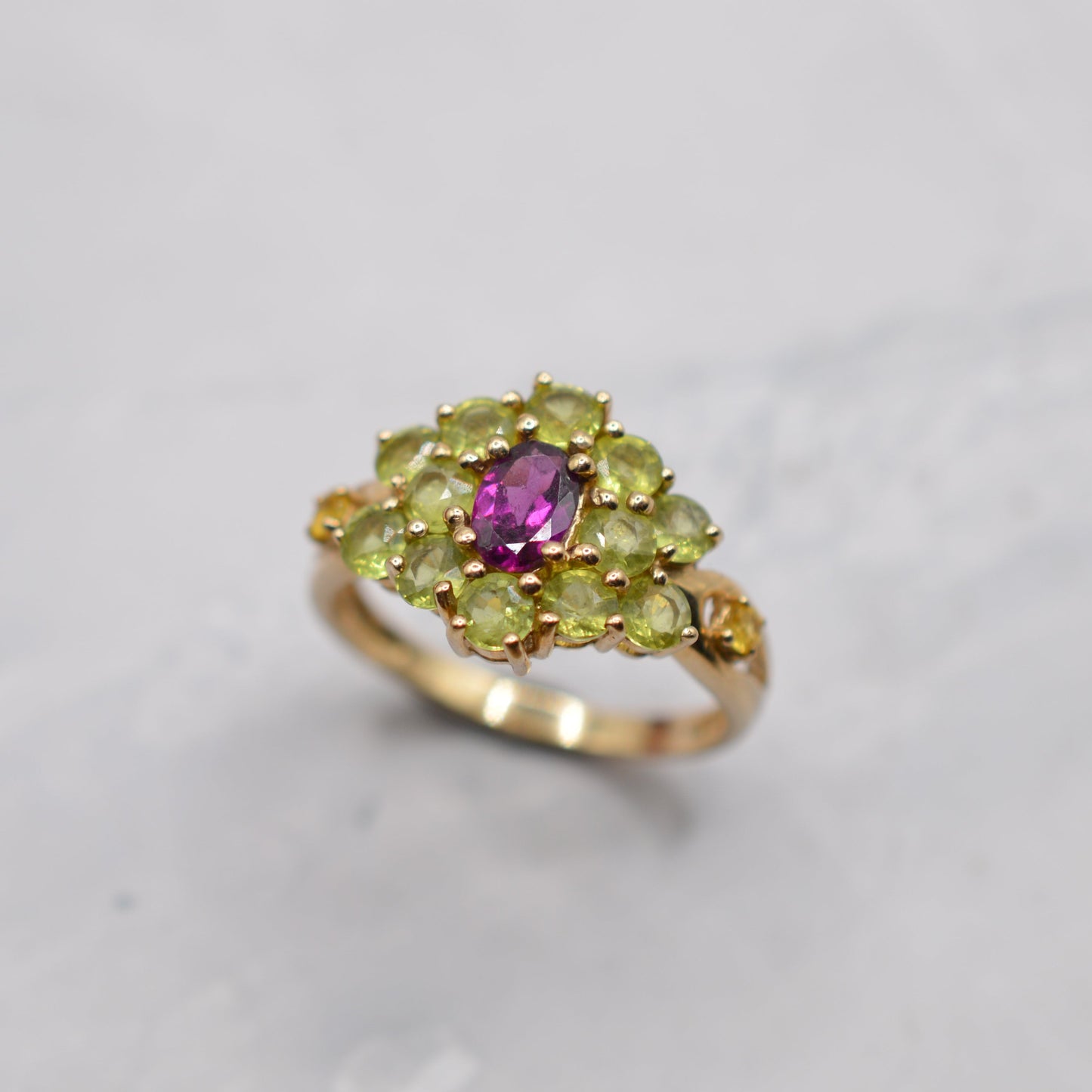 Chunky 9ct Gold Green Sapphire, Yellow Sapphire & Garnet Cluster Ring
