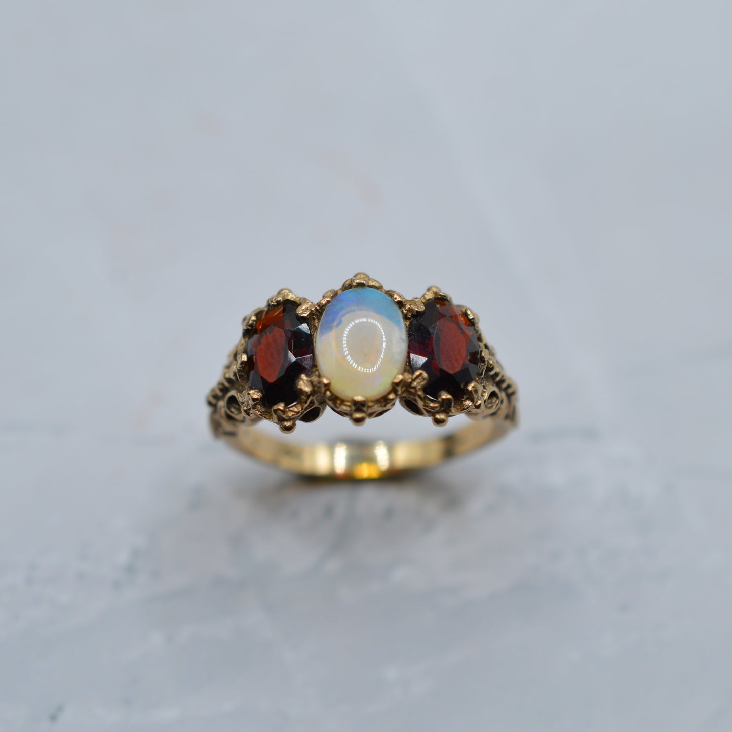Chunky 9ct Gold Opal & Garnet Trilogy Ring