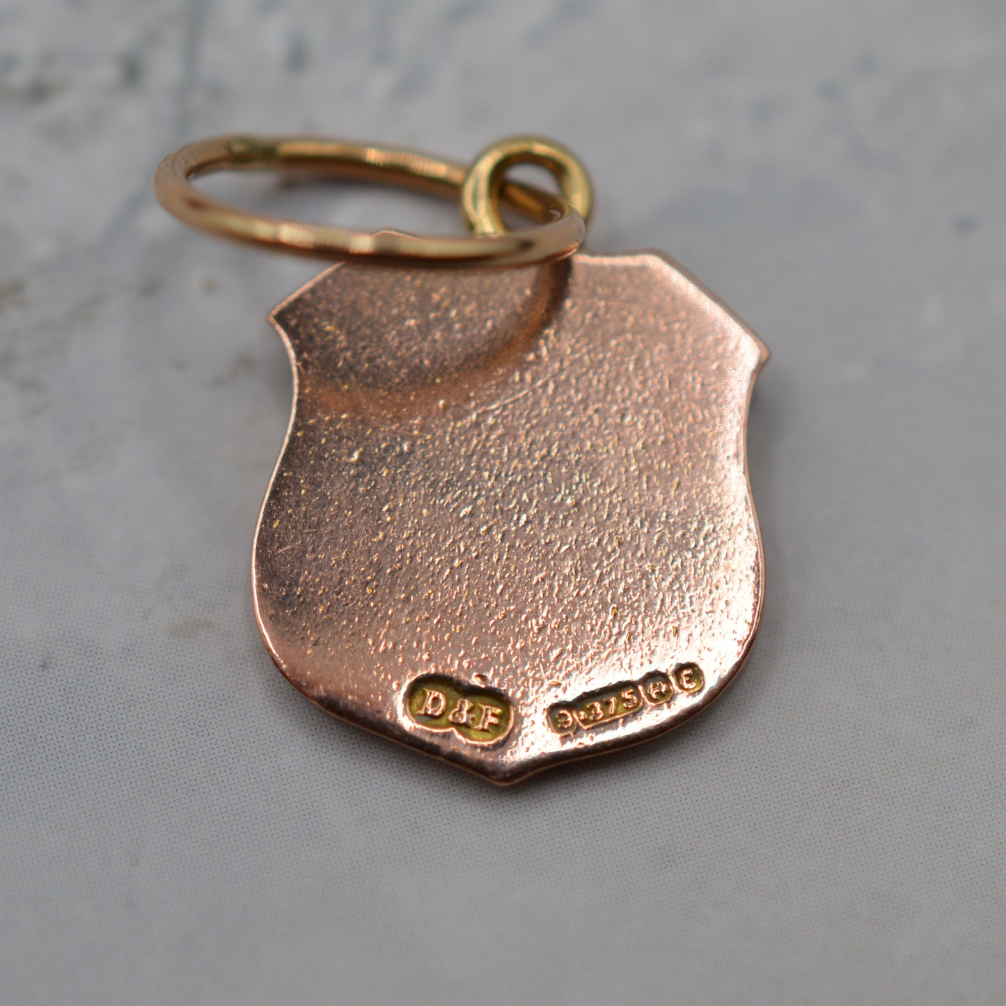 1970s Vintage 9ct Gold Enamel Three Lions Crest Pendant/Charm
