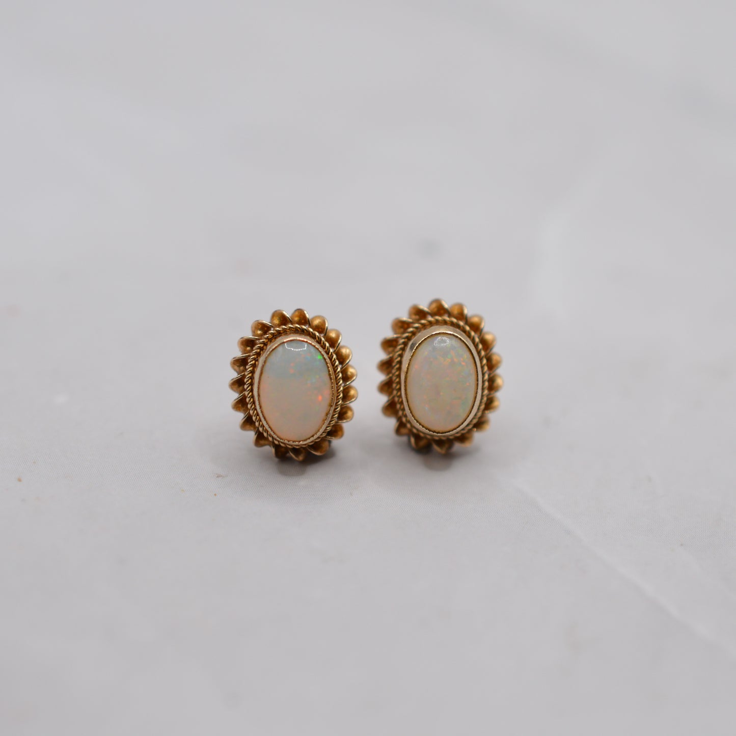 1990s 9ct Gold Opal Stud Earrings with Rope-Twist Border