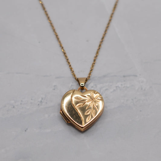 9ct Gold Heart Locket Pendant Necklace (16”)