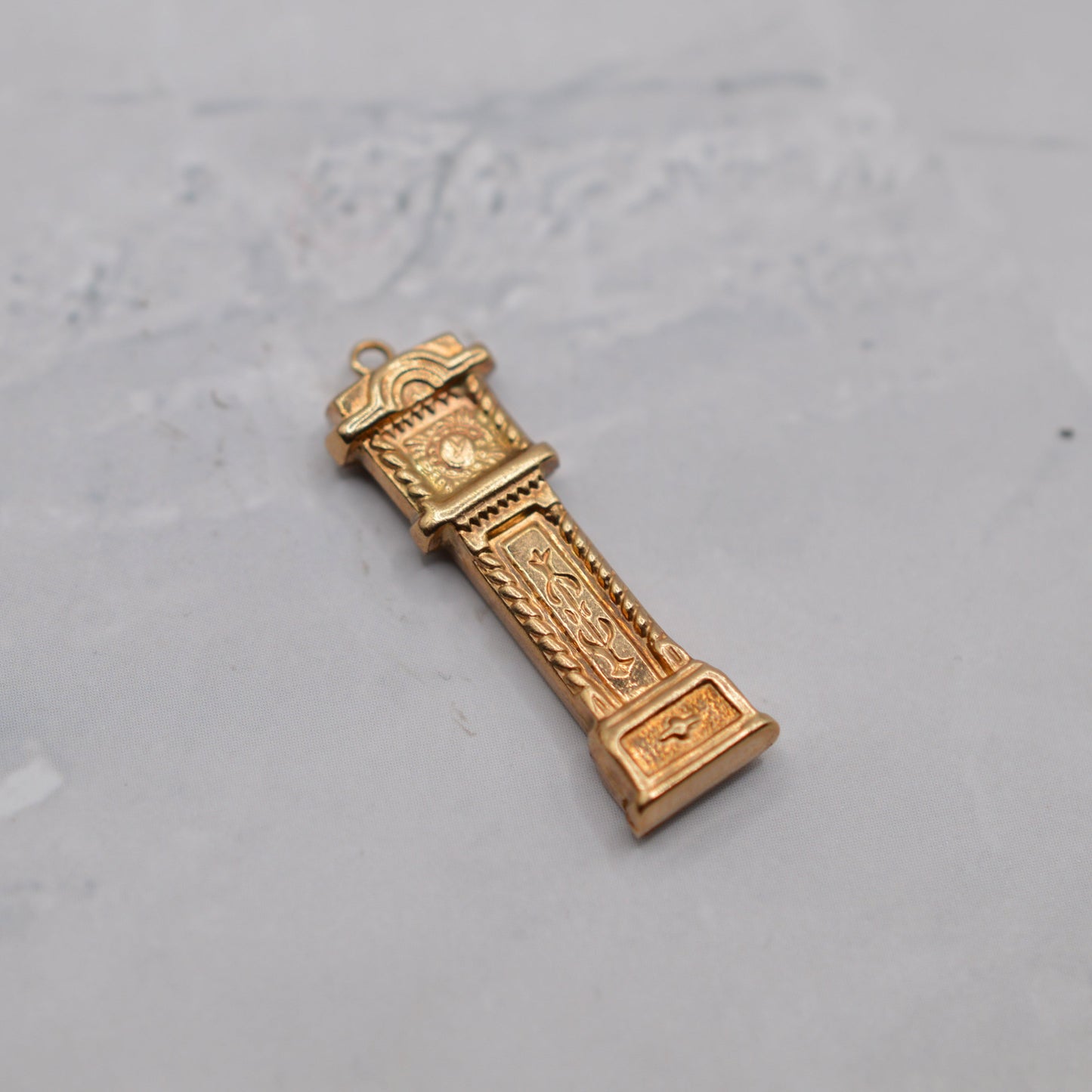 1970s Vintage 9ct Gold Grandfather Clock Charm/Pendant