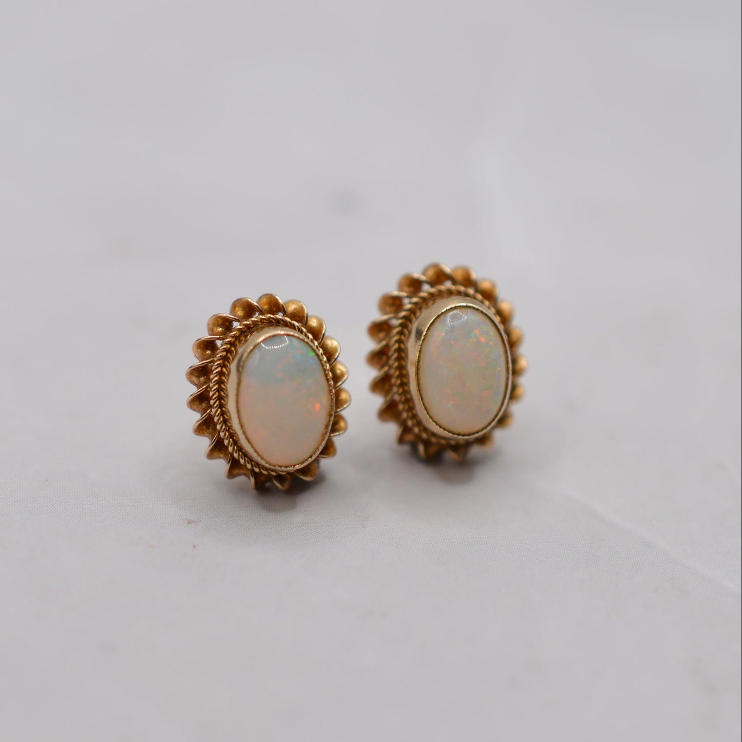 1990s 9ct Gold Opal Stud Earrings with Rope-Twist Border