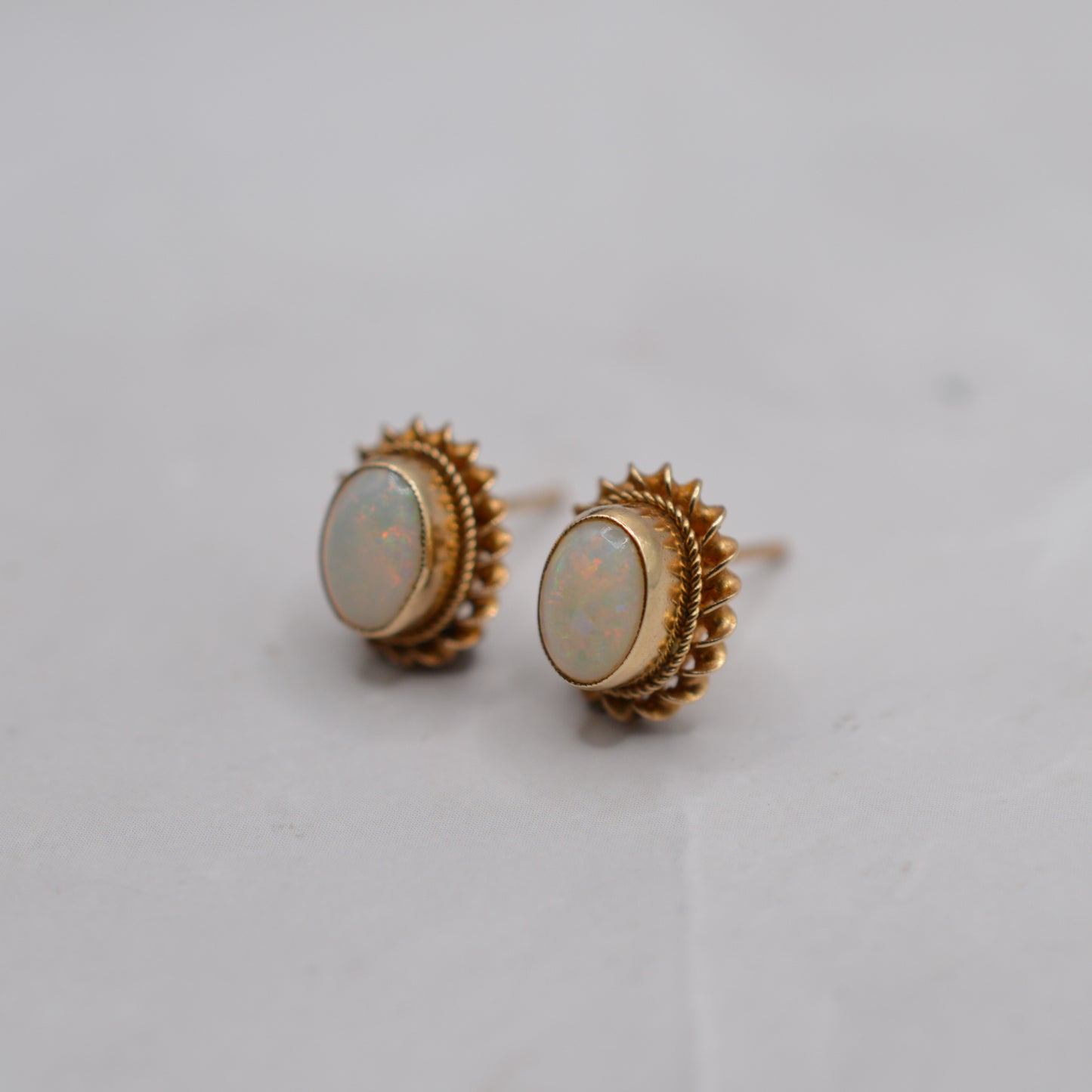 1990s 9ct Gold Opal Stud Earrings with Rope-Twist Border