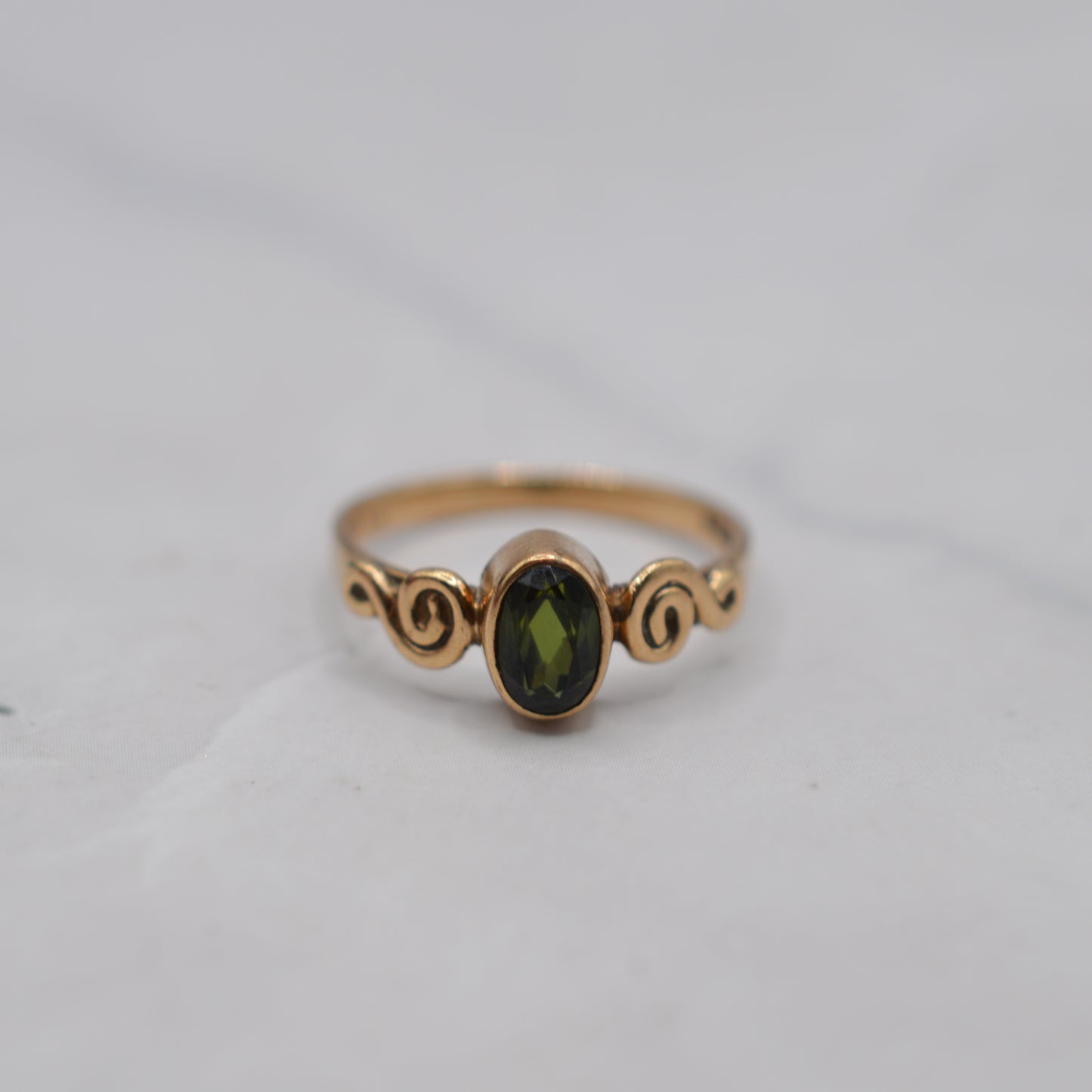 1970s Vintage 9ct Gold Tourmaline Swirl Ring