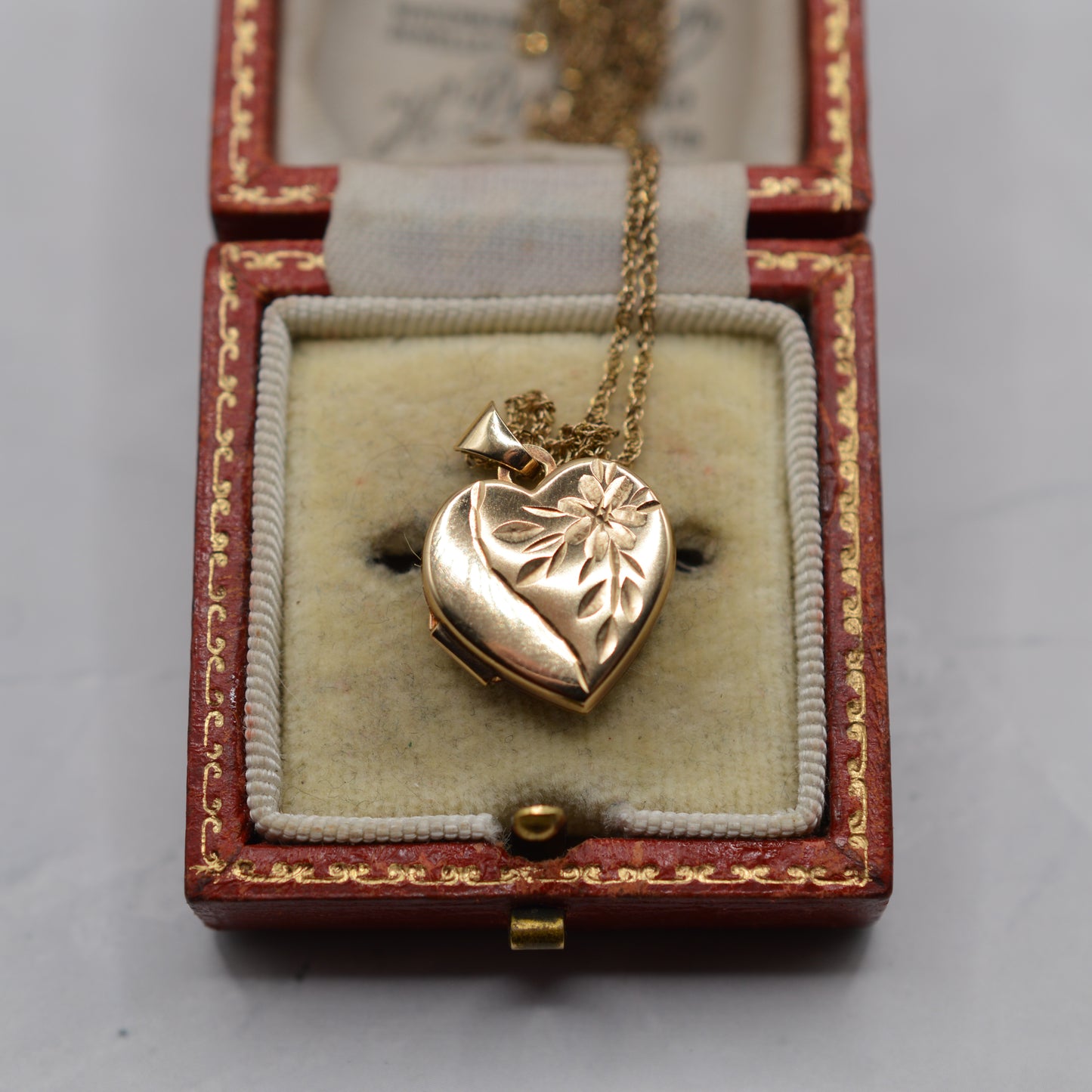9ct Gold Heart Locket Pendant Necklace (16”)