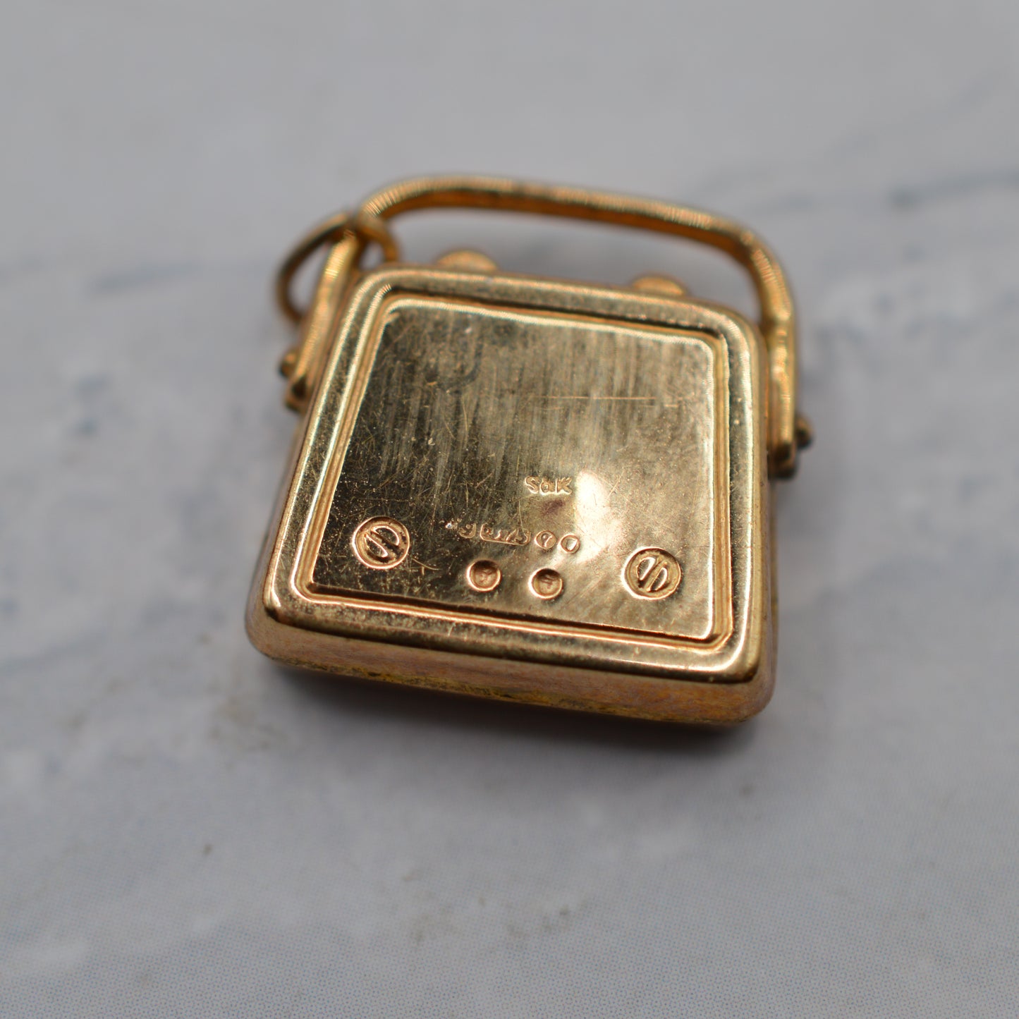 1970s Vintage 9ct Gold Retro Transistor Radio Charm