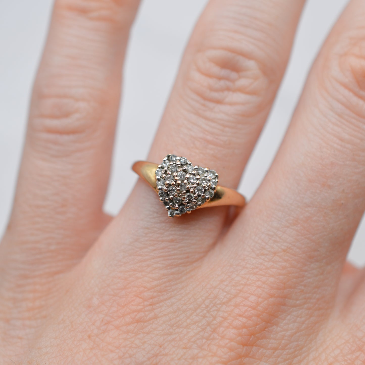 9ct Gold Diamond Heart Cluster Ring