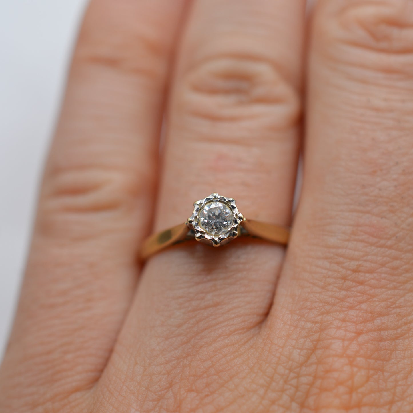 1980s Vintage 9ct Gold Diamond Solitaire Ring