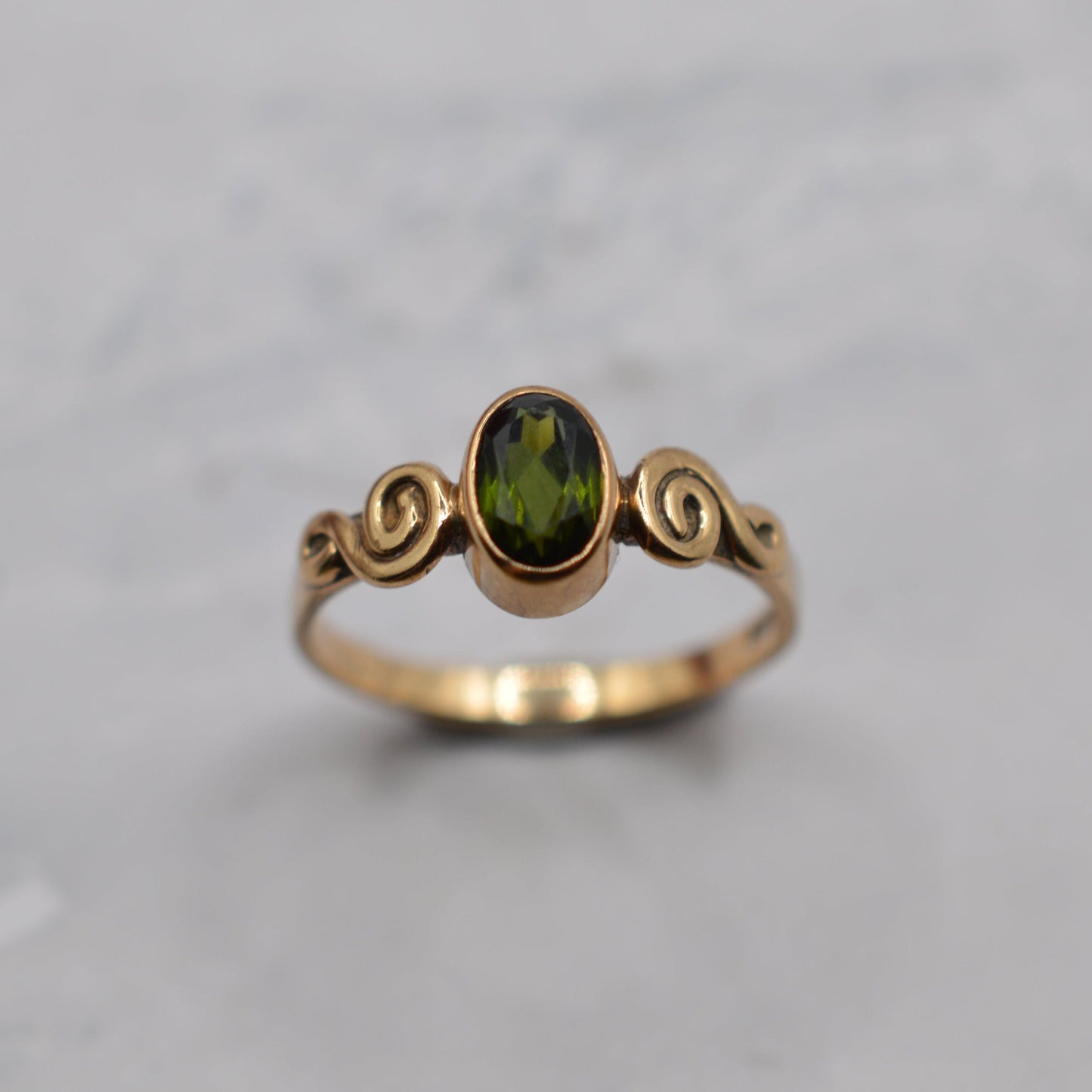 1970s Vintage 9ct Gold Tourmaline Swirl Ring