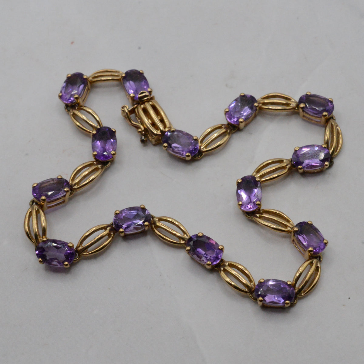 Y2K 9ct Gold Amethyst Bracelet (7”)