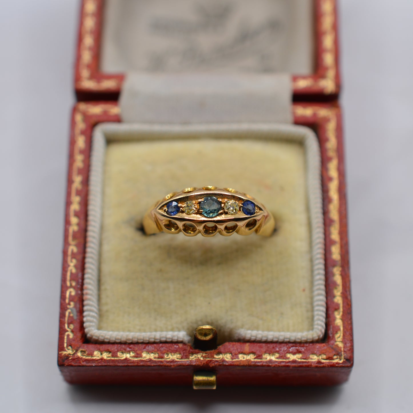 Antique 1915 18ct Gold Sapphire & Diamond Five-Stone Gypsy Ring