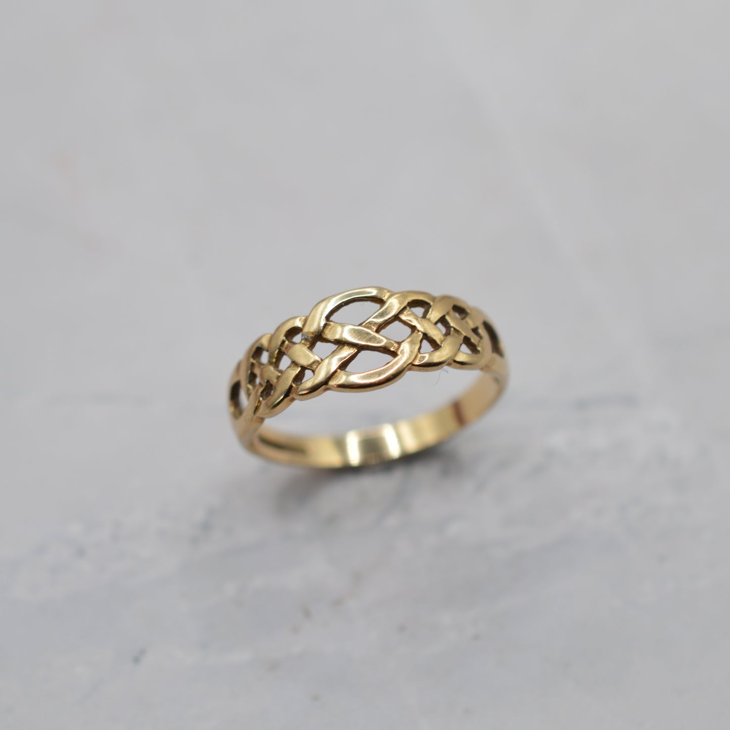 1990s 9ct Gold Celtic Knot Ring