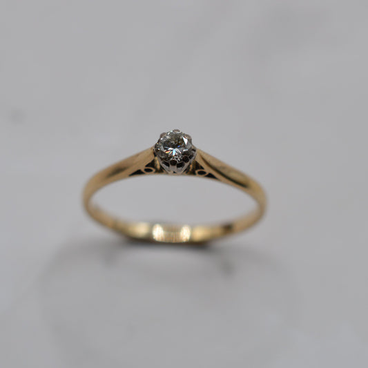 1980s Vintage 9ct Gold Diamond Solitaire Ring
