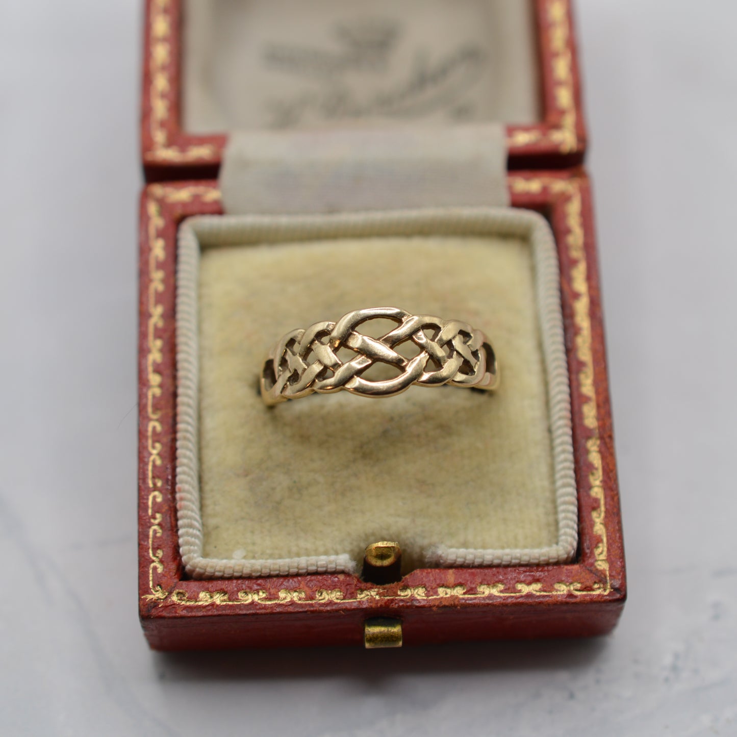 1990s 9ct Gold Celtic Knot Ring