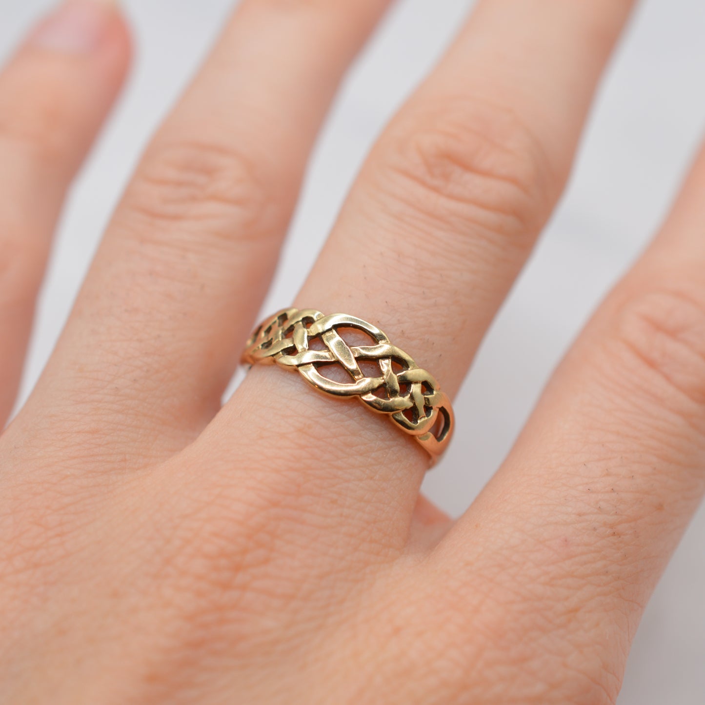 1990s 9ct Gold Celtic Knot Ring