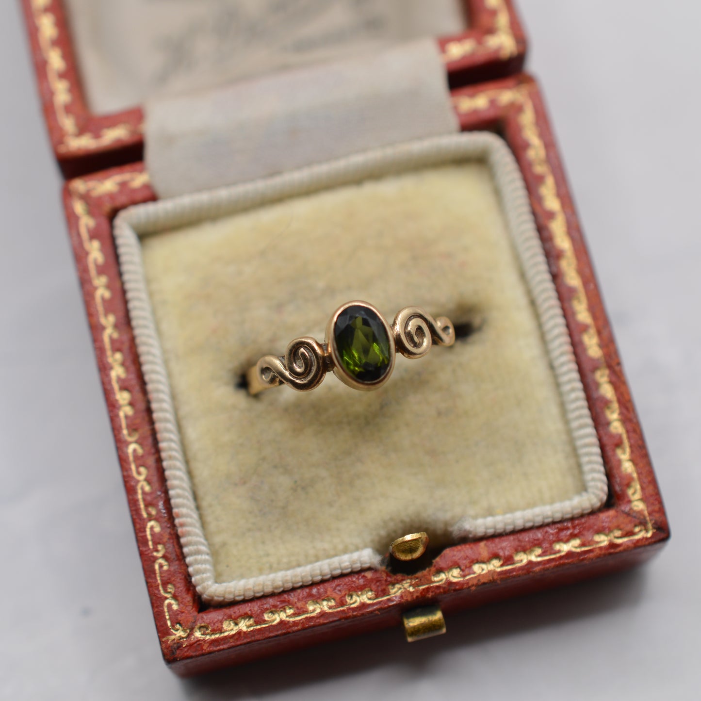 1970s Vintage 9ct Gold Tourmaline Swirl Ring