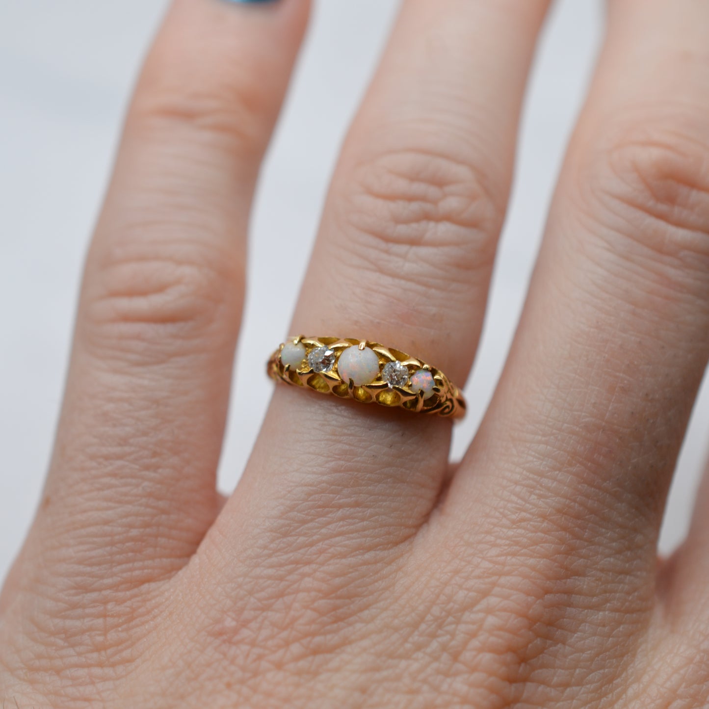 Antique 18ct Gold Opal & Diamond Five-Stone Ring